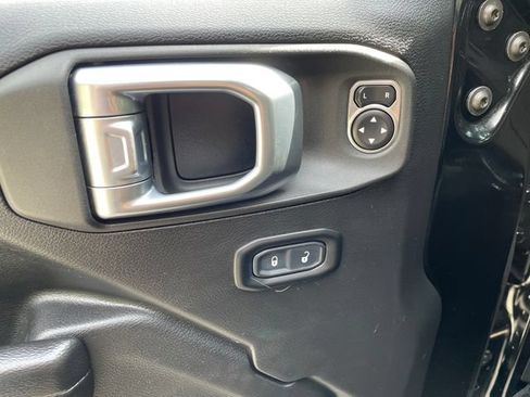 Used 2021 Jeep Wrangler Unlimited Sport AWD/4WD image 23