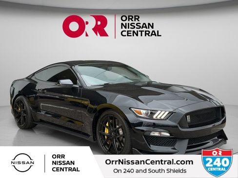 Used 2018 Ford Mustang Shelby GT350 w/ Convenience Package RWD image 3
