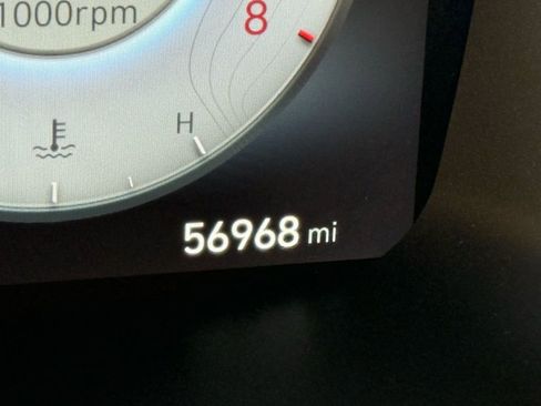 Used 2022 Hyundai Santa Fe SEL w/ Convenience + Premium Package image 43