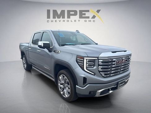 Used 2025 GMC Sierra 1500 Denali w/ Denali Reserve Package AWD/4WD image 7