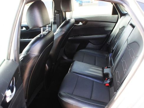 Used 2024 Kia Forte GT-Line FWD image 9
