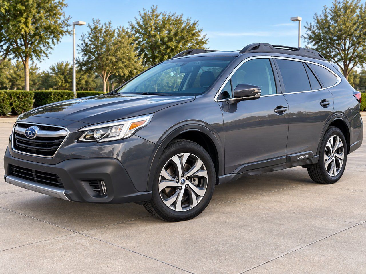 Used 2022 Subaru Outback Limited XT AWD/4WD image 1
