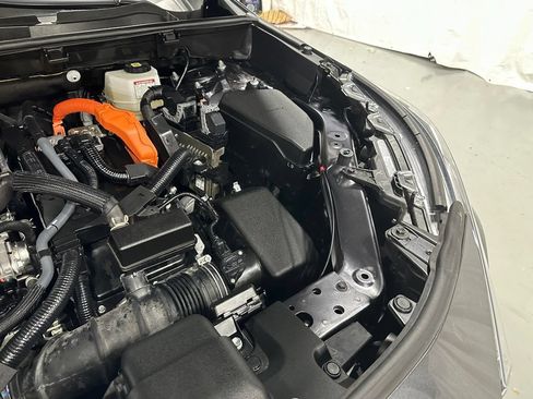 Used 2025 Toyota RAV4 XLE AWD/4WD image 68