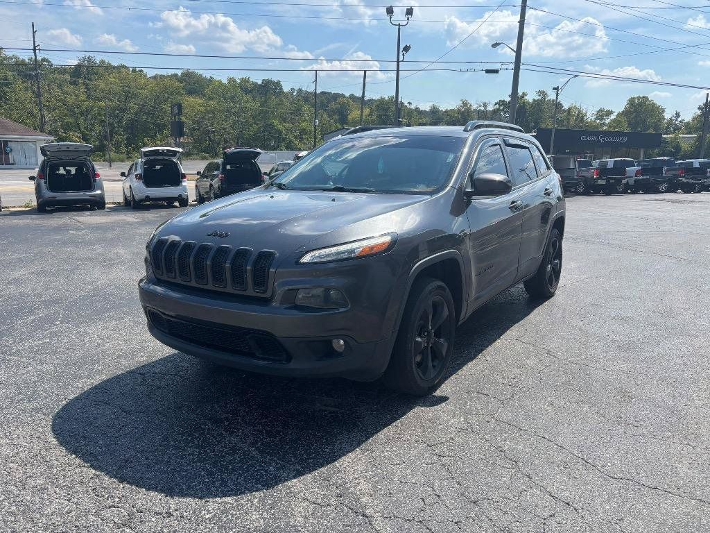 Used 2016 Jeep Cherokee High Altitude FWD image 2