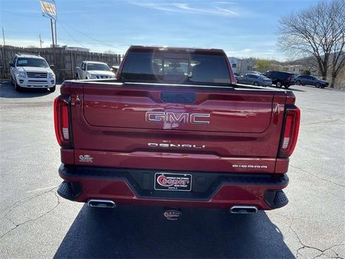 Certified 2022 GMC Sierra 1500 Denali image 3