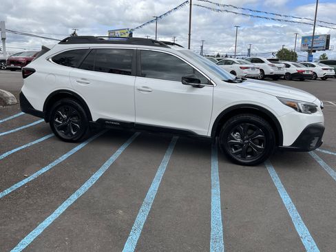Used 2021 Subaru Outback Onyx Edition XT w/ Popular Package #2 AWD/4WD image 6
