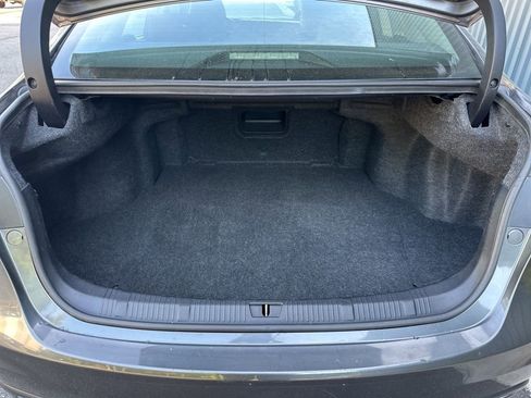 Used 2016 Toyota Avalon XLE image 21