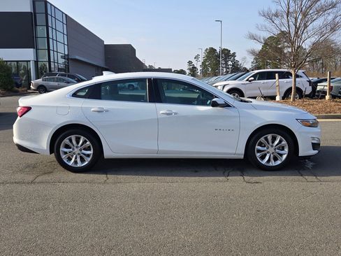 Used 2022 Chevrolet Malibu LT image 8