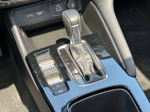Certified 2025 Acura Integra FWD image 19