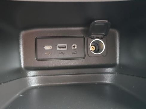Used 2020 Chevrolet Equinox LS w/ LS Convenience Package AWD/4WD image 22