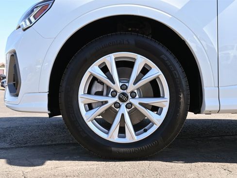 Certified 2025 Audi Q3 2.0T Premium w/ Convenience Package image 27