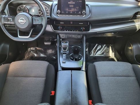Certified 2023 Nissan Rogue SV image 19