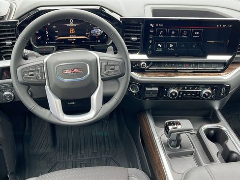 New 2026 GMC Sierra 1500 Elevation image 15