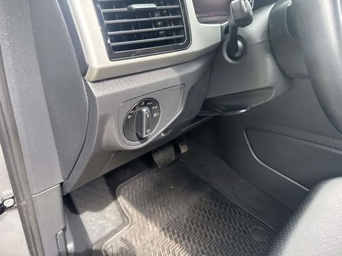 Used 2023 Volkswagen Atlas Cross Sport SE AWD/4WD image 26