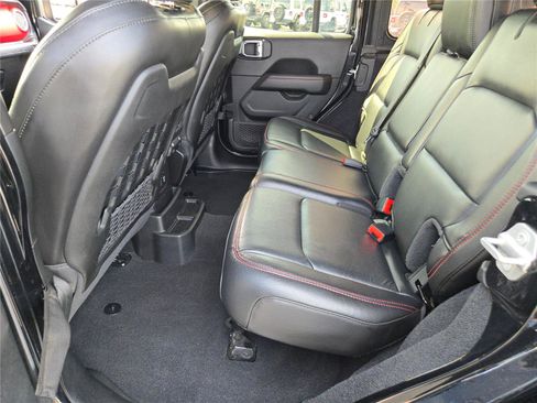 Certified 2021 Jeep Wrangler Unlimited Rubicon image 21