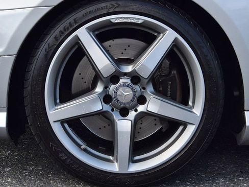 Used 2015 Mercedes-Benz SLK 250 w/ Premium Package image 39