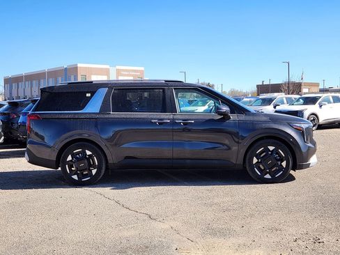 New 2026 Kia Carnival EX FWD image 2