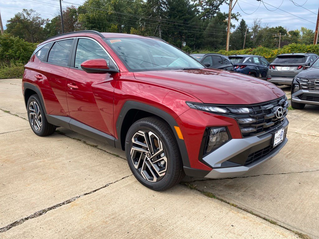 New 2026 Hyundai Tucson SEL Plus w/ Tow & Go Package AWD/4WD image 1