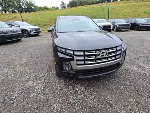 Used 2025 Hyundai Santa Cruz SEL AWD/4WD image 9
