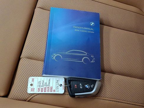 Used 2025 BMW 330i xDrive Sedan image 30