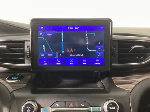 Used 2020 Ford Explorer Limited w/ Class III Trailer Tow Package AWD/4WD image 29