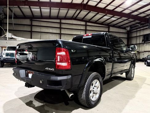 Used 2022 RAM 2500 Laramie AWD/4WD image 5