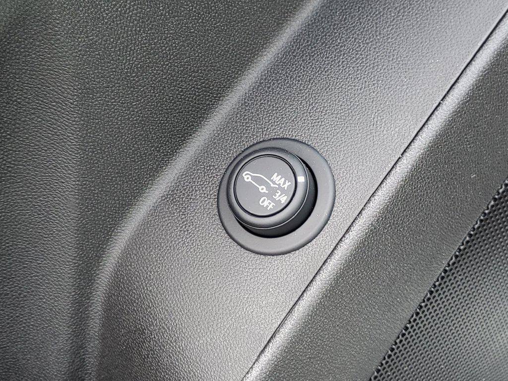 Used 2024 Chevrolet Equinox LT w/ LPO, Floor Liner Package AWD/4WD image 23