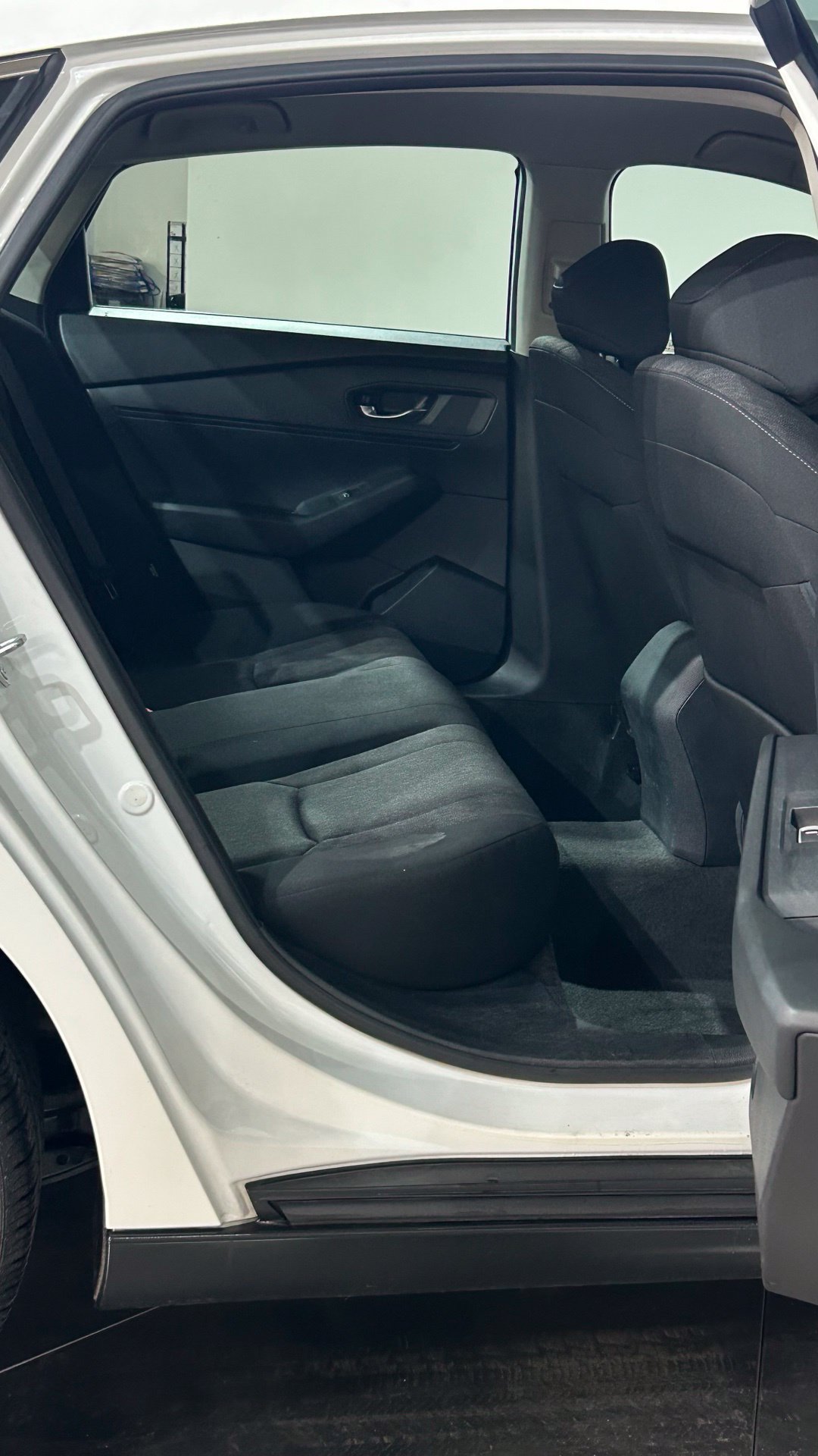 Used 2023 Honda Accord LX image 48