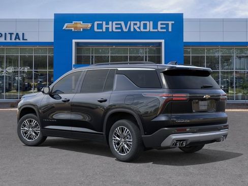 New 2026 Chevrolet Traverse LT w/ Driver Confidence Package FWD image 3