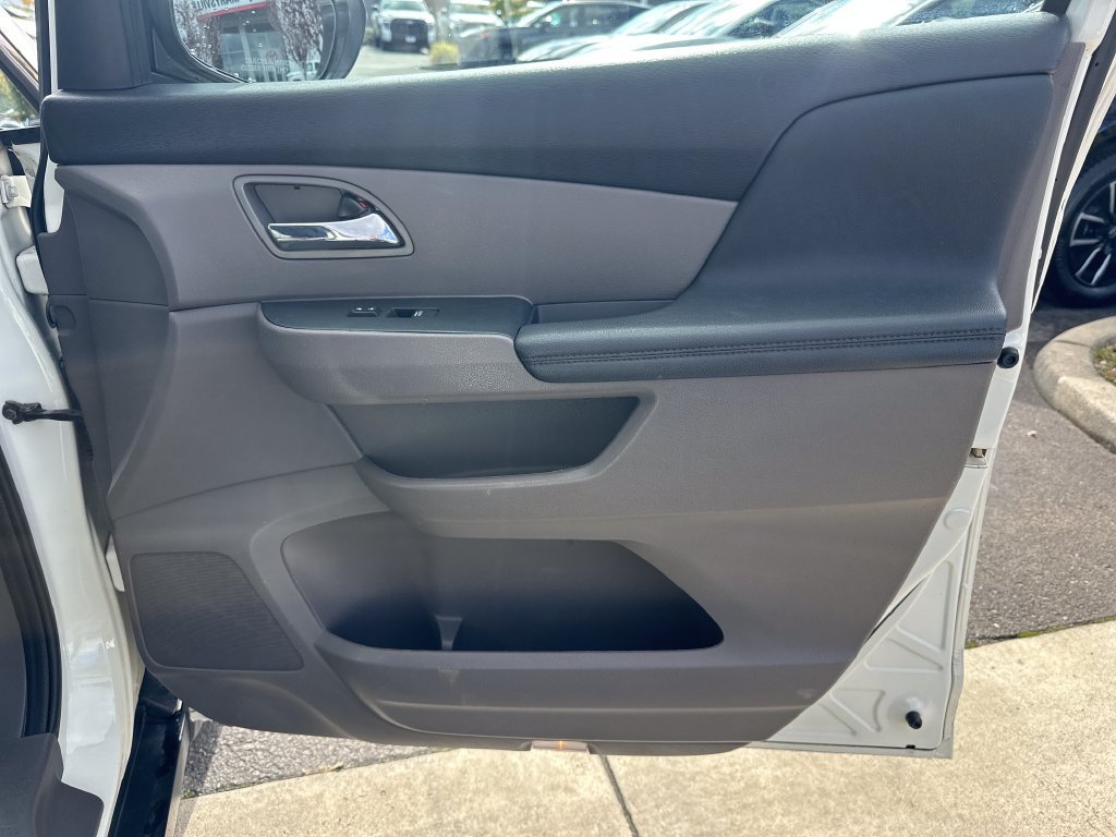 Used 2015 Honda Odyssey EX-L image 17