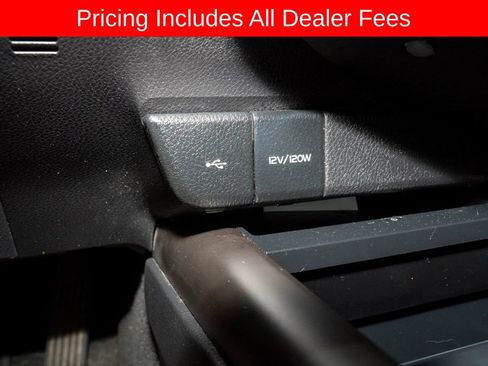 Used 2023 Toyota Camry XSE FWD image 14