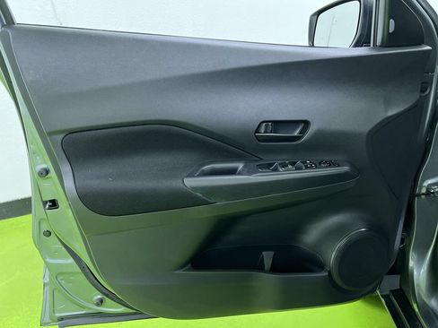 Used 2023 Nissan Kicks S FWD image 15