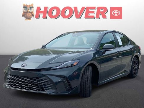 Used 2026 Toyota Camry SE w/ Convenience Package FWD image 6