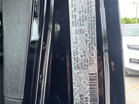 Used 2025 Jeep Wrangler Unlimited Sport AWD/4WD image 36