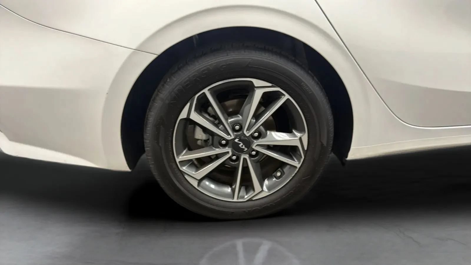 Used 2023 Kia Forte LXS FWD image 24
