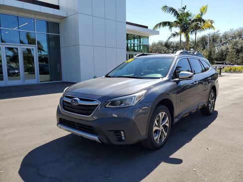 Used 2020 Subaru Outback Touring XT image 2