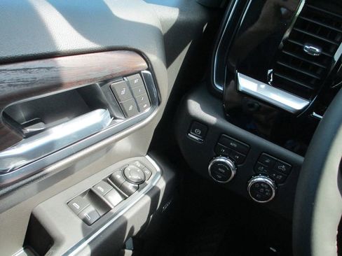 New 2026 GMC Sierra 1500 SLT w/ SLT Premium Plus Package AWD/4WD image 20