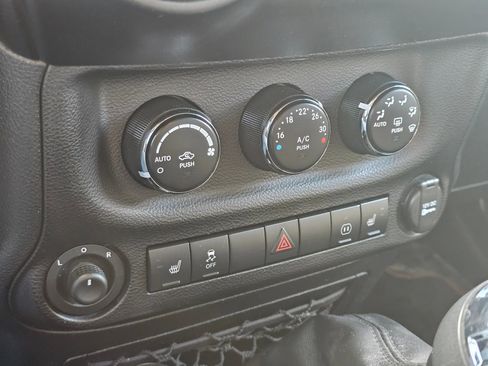 Used 2011 Jeep Wrangler Sahara w/ Dual Top Group image 25