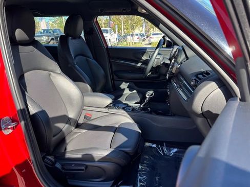Used 2017 MINI Cooper Clubman S image 16