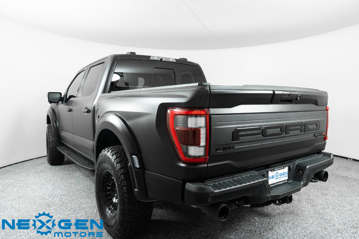 Used 2023 Ford F150 Raptor w/ Equipment Group 802A Raptor R AWD/4WD image 30