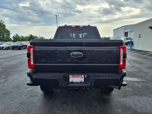 Used 2024 Ford F250 Lariat w/ Lariat Ultimate Package AWD/4WD image 6