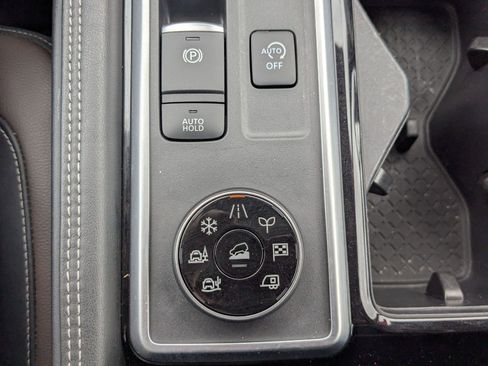 Used 2023 Nissan Pathfinder Platinum AWD/4WD image 27