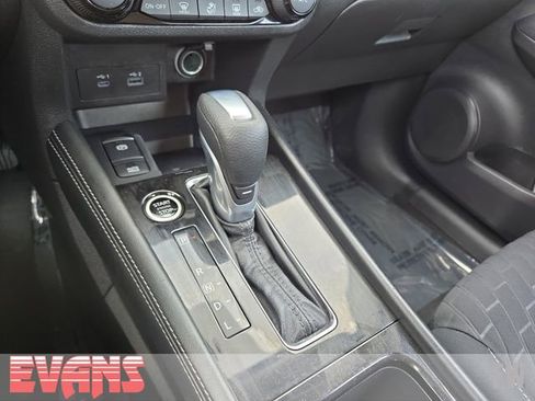 Used 2021 Nissan Kicks SV w/ Interior Electronics Package image 11