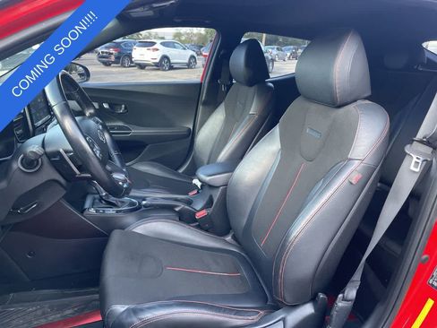 Used 2019 Hyundai Veloster 2.0 Premium FWD image 12