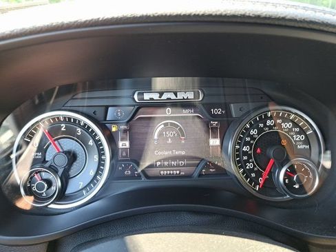 Used 2022 RAM 2500 Laramie AWD/4WD image 9