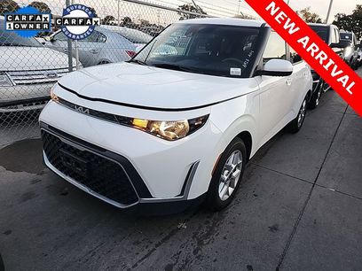 Used 2024 Kia Soul LX w/ Option Group 015