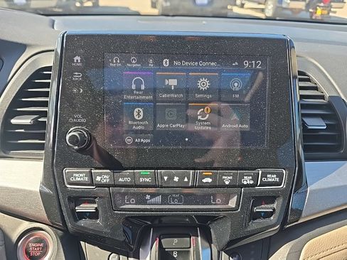 Used 2018 Honda Odyssey Touring image 30