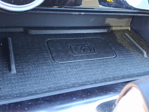 Used 2025 Jaguar F-PACE R-Dynamic S image 26