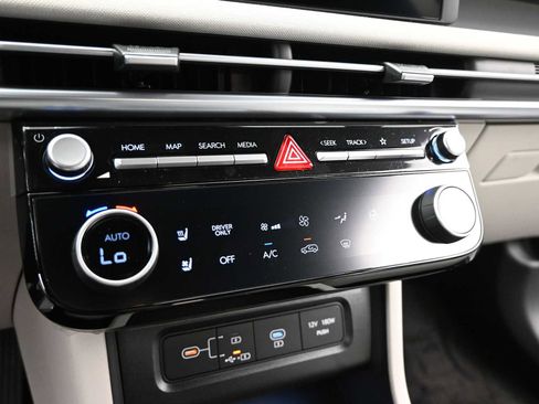 New 2026 Hyundai Tucson Limited w/ Tow & Go Package image 18