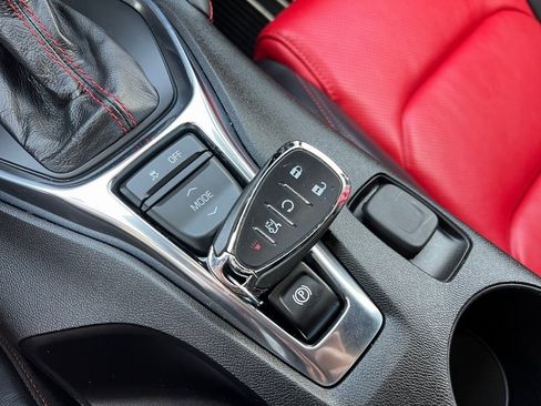 Used 2019 Chevrolet Camaro SS image 41